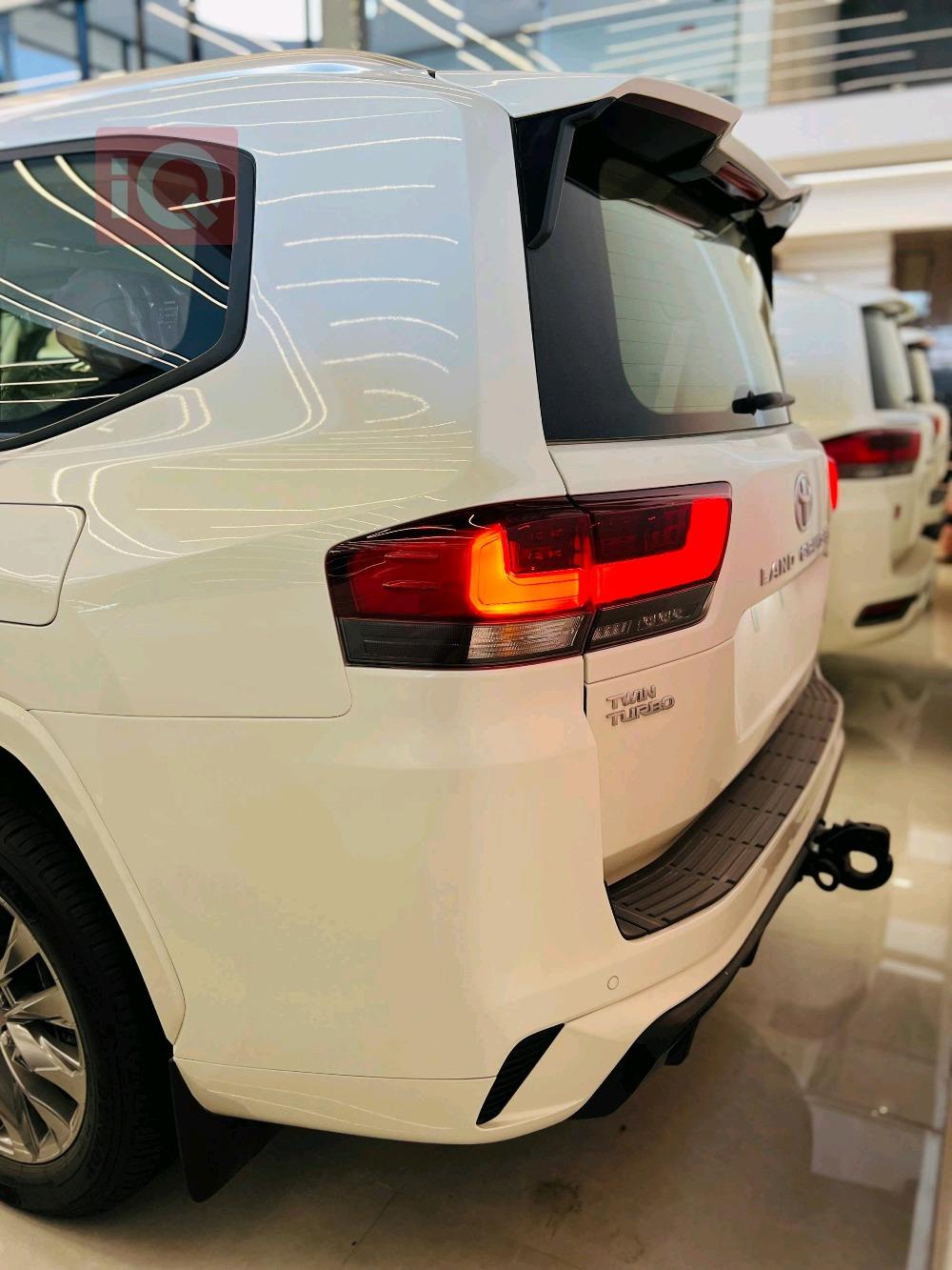 تويوتا لاندكروزر